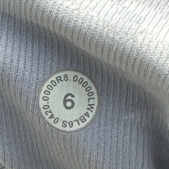 Lululemon Define Jacket Luxtreme DESIGNED FOR ON THE MOVE Size 6 - Picture 10 of 10